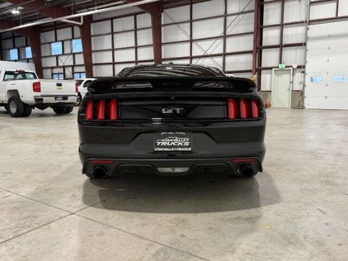 Used 2015 Ford Mustang GT Premium image 9
