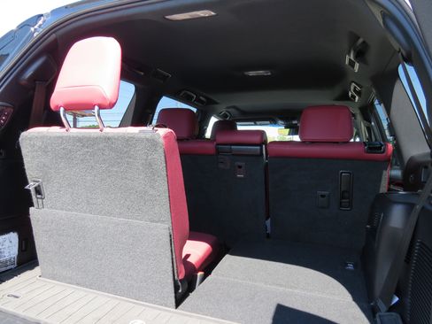 Used 2022 Lexus GX 460 Premium image 15