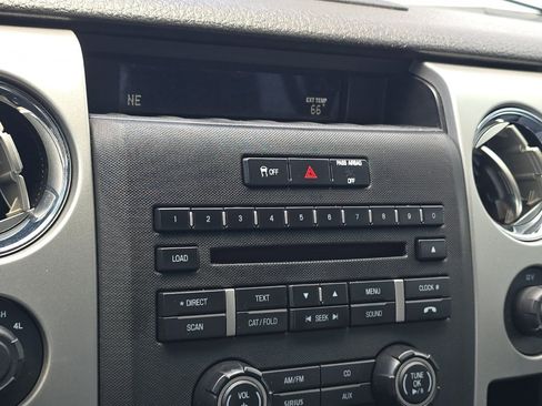 Used 2014 Ford F150 XLT AWD/4WD image 17