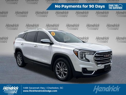 Used 2022 GMC Terrain SLT FWD image 1