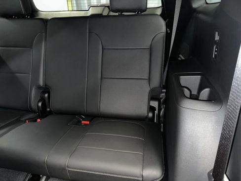 Certified 2022 Chevrolet Traverse Premier w/ LPO, Floor Liner Package image 24