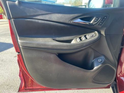 Used 2023 Buick Encore GX Essence w/ Experience Buick Package image 14