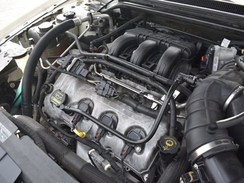 Used 2009 Ford Taurus Limited AWD/4WD image 33