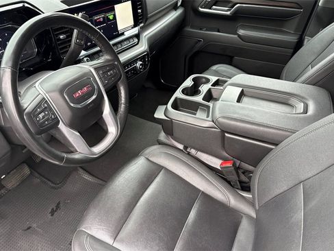 Used 2024 GMC Sierra 1500 SLT image 4