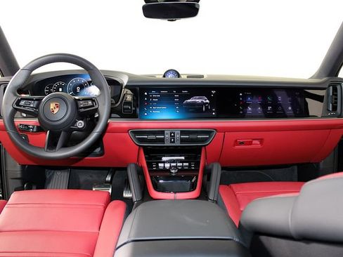 Certified 2026 Porsche Cayenne S AWD/4WD image 13