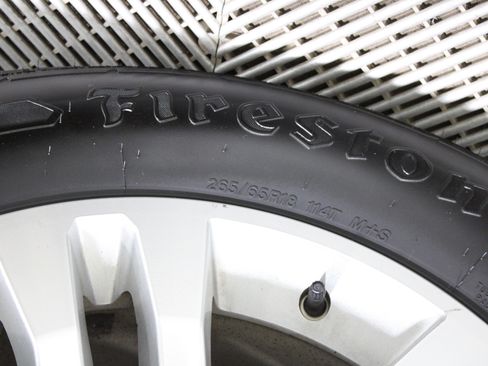 Used 2020 Chevrolet Suburban LT image 38