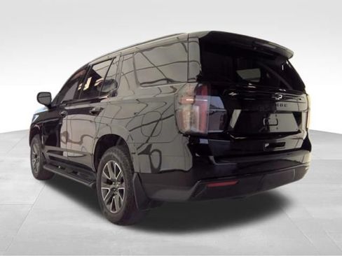 Used 2023 Chevrolet Tahoe Z71 w/ Luxury Package AWD/4WD image 7