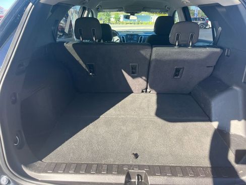 Used 2018 Chevrolet Equinox LT image 23
