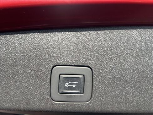 Used 2023 Buick Encore GX Essence w/ Experience Buick Package image 45