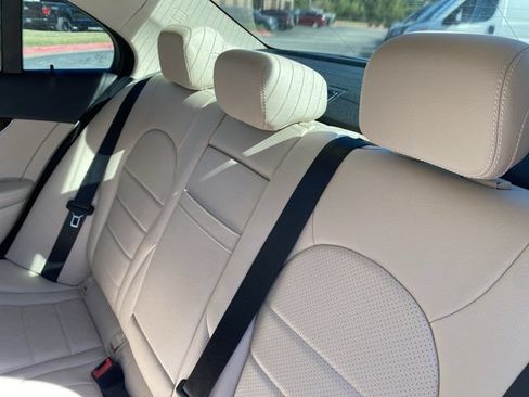 Used 2019 Mercedes-Benz C 300 4MATIC Sedan image 12