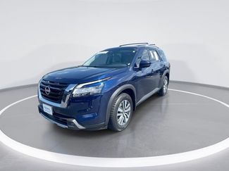 Certified 2023 Nissan Pathfinder SL AWD/4WD video 4