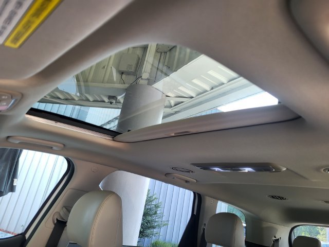Certified 2024 Kia Telluride S w/ S Sunroof Package FWD image 11