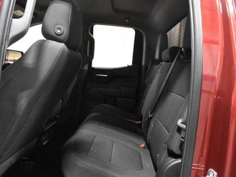 Used 2020 Chevrolet Silverado 1500 Custom Trail Boss w/ Custom Convenience Package AWD/4WD image 4