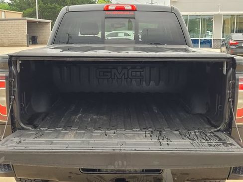 Used 2018 GMC Sierra 1500 SLT AWD/4WD image 10