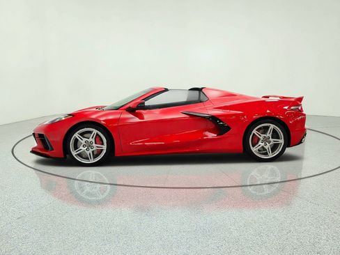 Used 2022 Chevrolet Corvette Stingray Preferred Conv w/ Z51 Performance Package RWD image 8