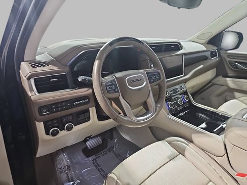 Certified 2024 GMC Yukon XL Denali w/ Advanced Technology Package AWD/4WD image 22