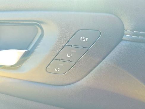 Certified 2025 Nissan Pathfinder Platinum w/ Cargo Package FWD image 18