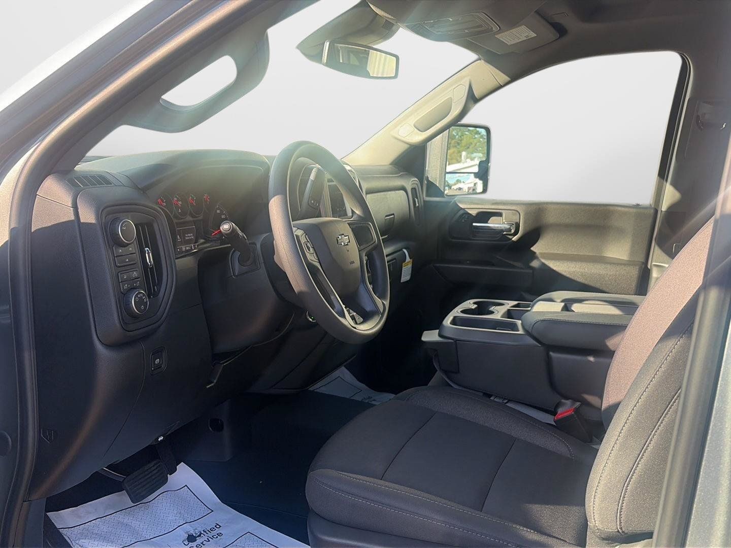 New 2026 Chevrolet Silverado 2500 Custom w/ Custom Value Package AWD/4WD image 9