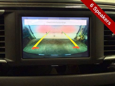 Used 2022 Chrysler Voyager LX FWD image 26