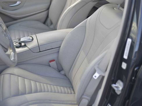 Used 2016 Mercedes-Benz S 550 Sedan w/ Sport Package w/ Sport Package image 11