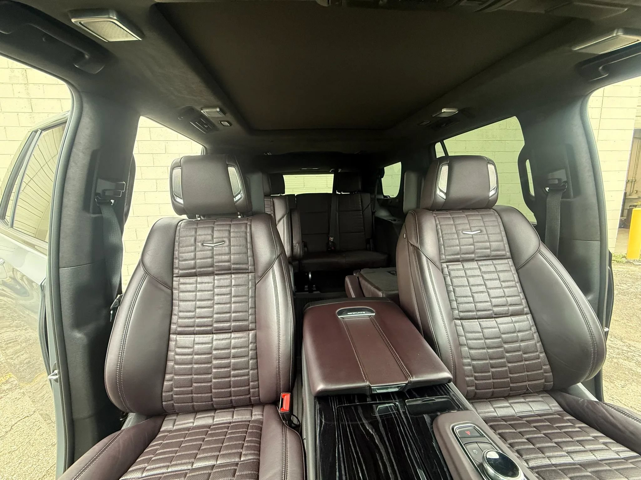 Used 2023 Cadillac Escalade V AWD/4WD image 38