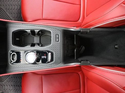 Used 2025 Jeep Wagoneer S Launch Edition image 40