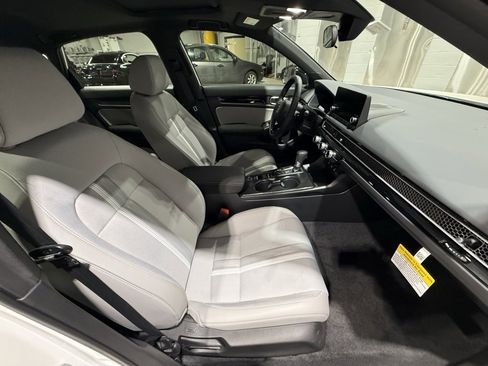 Used 2026 Honda Civic Sport image 40