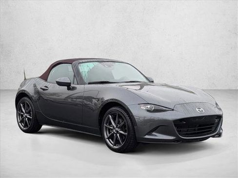Used 2018 MAZDA MX-5 Miata Grand Touring image 3