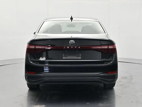 Used 2025 Volkswagen Jetta Sport FWD image 6