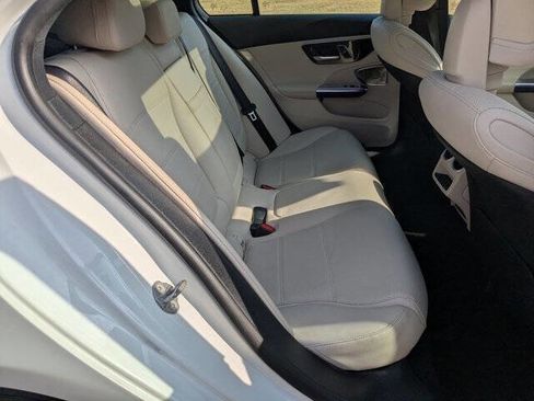 Used 2022 Mercedes-Benz C 300 4MATIC Sedan image 36