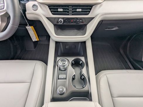 New 2026 Ford Explorer Active w/ Active Comfort Package image 20