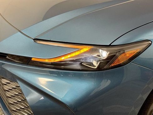 Used 2026 Toyota Camry XLE w/ Premium Package AWD/4WD image 3