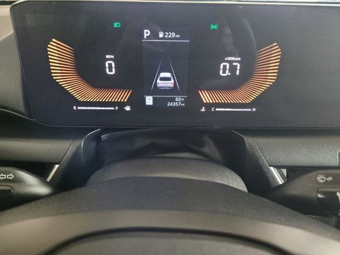 Used 2025 Kia K4 FWD image 23