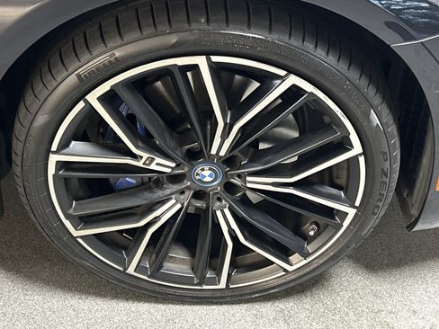 Used 2023 BMW 530e w/ M Sport Package RWD image 13