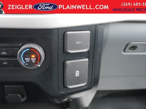 Used 2023 Ford F150 XL image 19