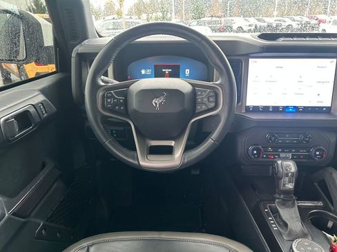 Used 2025 Ford Bronco Outer Banks w/ Sasquatch Package image 17