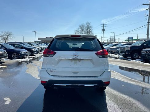 Used 2017 Nissan Rogue S image 12
