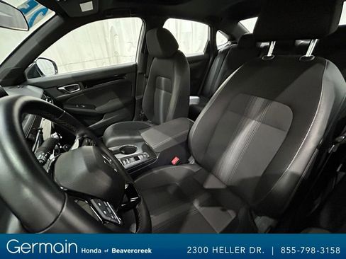 Used 2025 Honda Civic Sport image 26