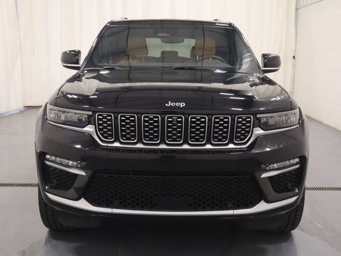 Certified 2022 Jeep Grand Cherokee Summit image 4