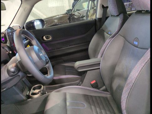 Used 2025 MINI Cooper S image 6