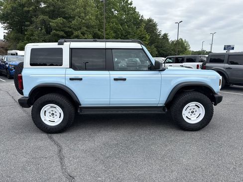 Used 2025 Ford Bronco Heritage Edition AWD/4WD image 8