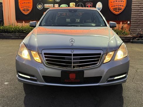 Used 2013 Mercedes-Benz E 350 4MATIC Sedan image 2