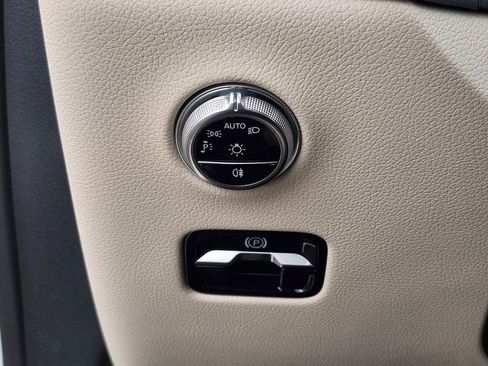 New 2026 Mercedes-Benz GLC 300 4MATIC image 21