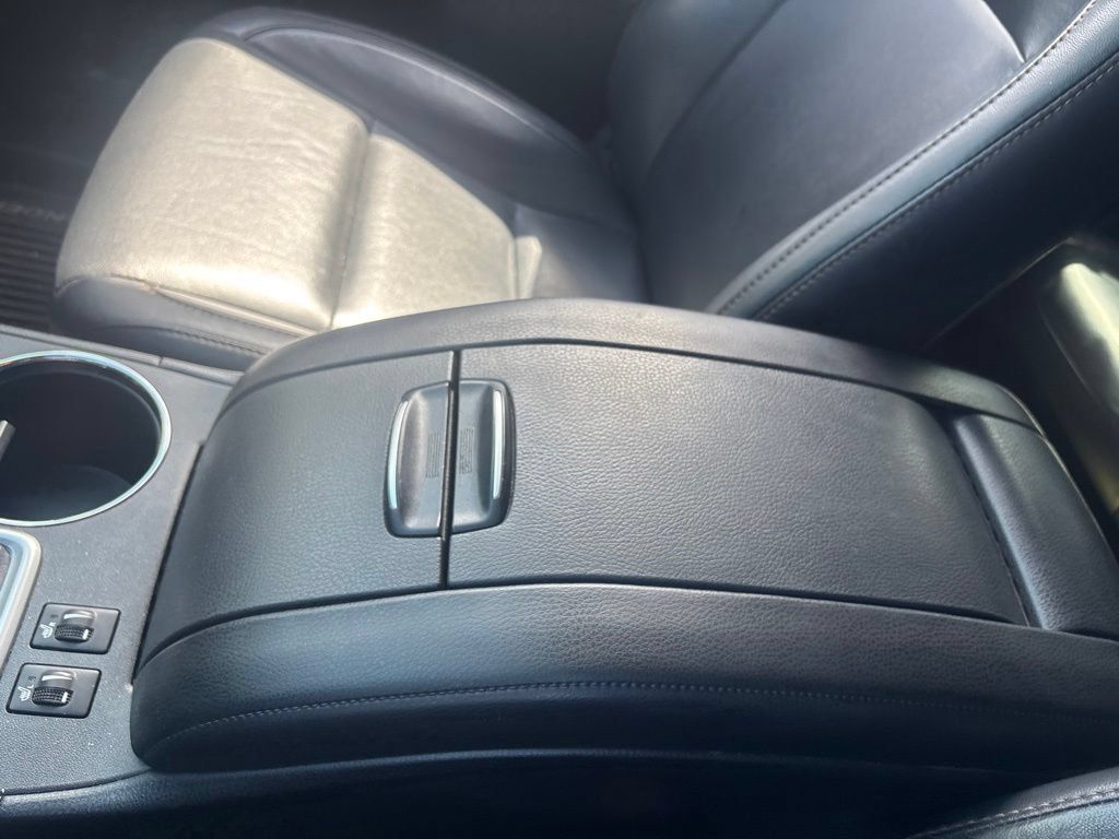 Used 2015 Toyota Highlander XLE FWD image 31