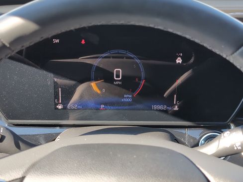 Used 2025 Chevrolet Trax ACTIV image 21