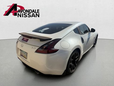 Certified 2019 Nissan 370Z Coupe RWD image 2