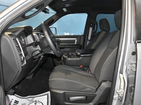 Used 2024 RAM 1500 Classic Warlock image 6