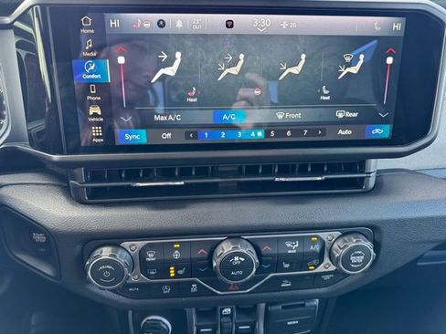 New 2026 Jeep Gladiator Sport image 30