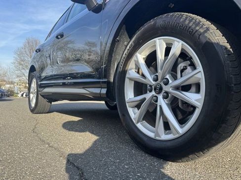 Certified 2025 Audi Q3 2.0T Premium AWD/4WD image 9