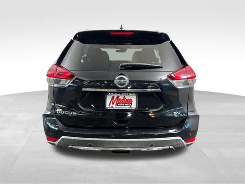 Used 2019 Nissan Rogue SV FWD image 6
